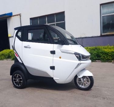 China Manufacturers New Style Three Wheel Mini Scooter Manned Electric Tricycle E Trike