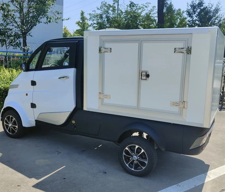 Auto elettrica per consegne logistiche a quattro ruote J2-P con certificato CEE