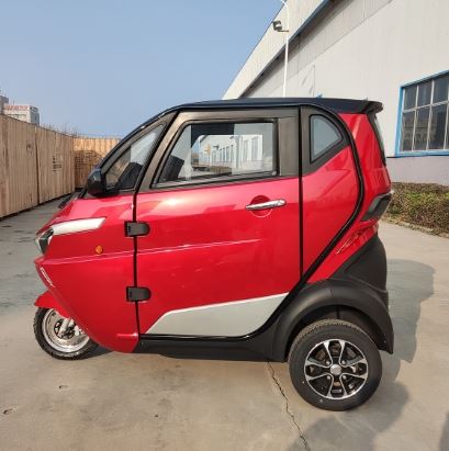 Electric Personal Transportation Vehicles Mini Scooter Trike