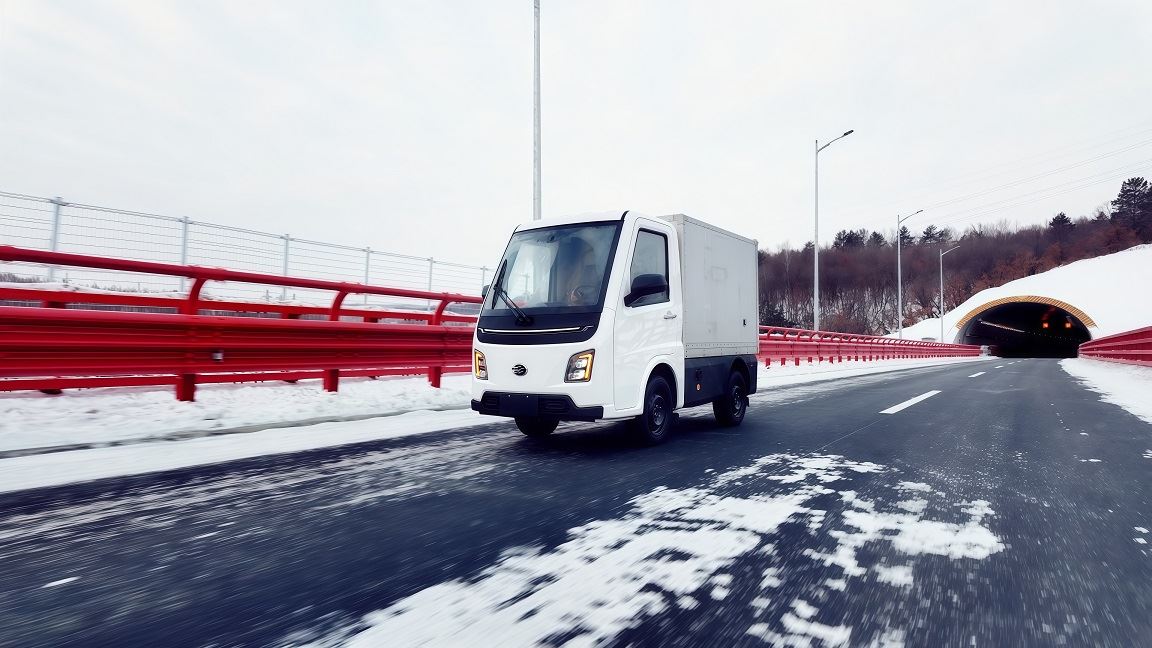 Reaches Up To 80km/h For Efficient Urban Transport Reaches Up To 80km/h For Efficient Urban Transport